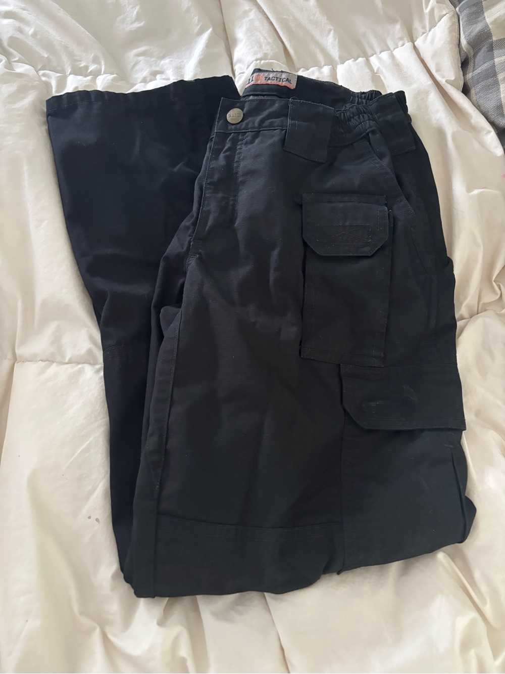 Women’s 5.11 Tactical Black Straight Leg Cargo Pants